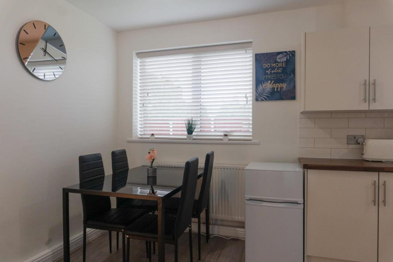 Gorgeous Ground Floor Apartment + Free Parking Manchester Exteriör bild
